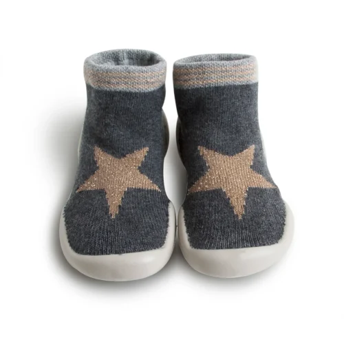 נעלי גרב Sliper Socks עם סוליית גומי בדוגמת כוכב גדול מנצנץ